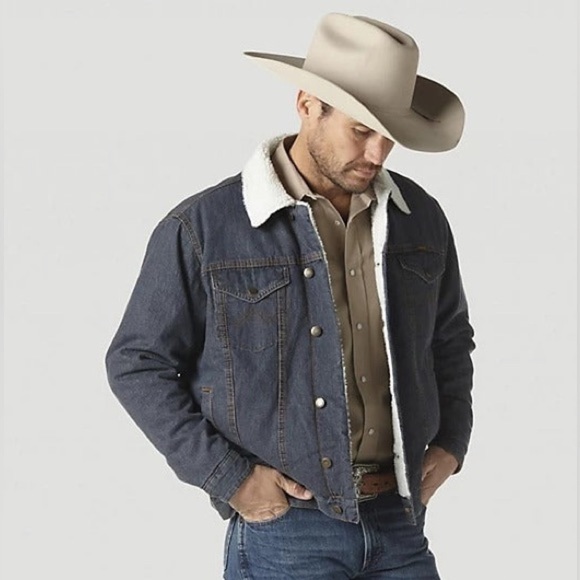 NEW WRANGLER Western Sherpa Lined Denim Jean Trucker Jacket Men’s XL - Picture 1 of 12